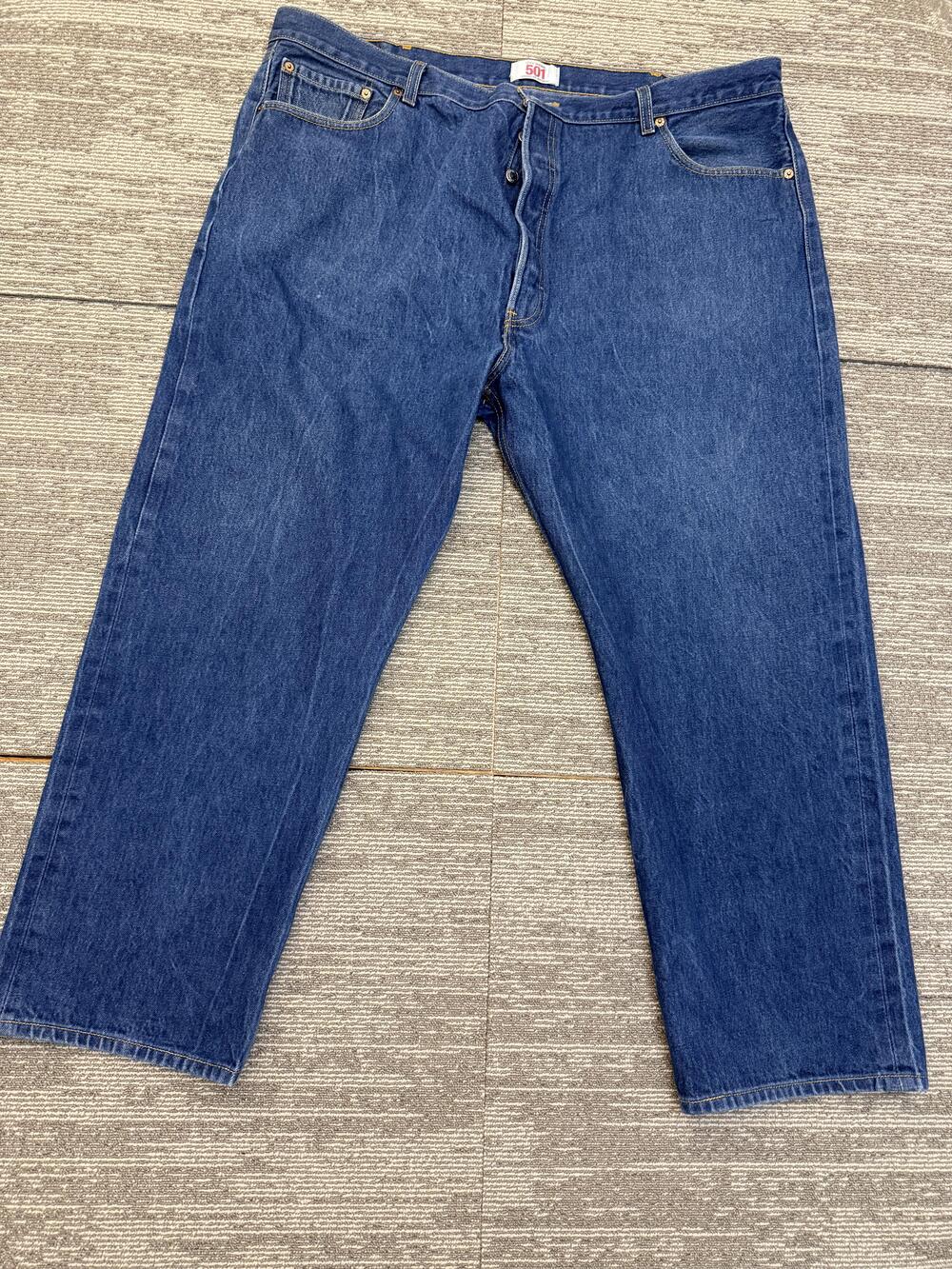 Levis 501 Jeans Mens 46x30 Blue Denim Straight Leg Button Fly Classic Fit